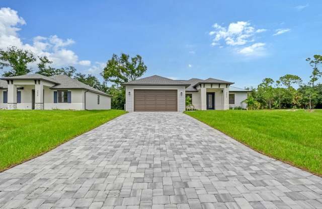 4476 Skyway photos photos