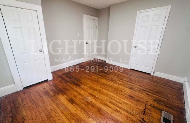 4129 Holston Drive. Gallery 1