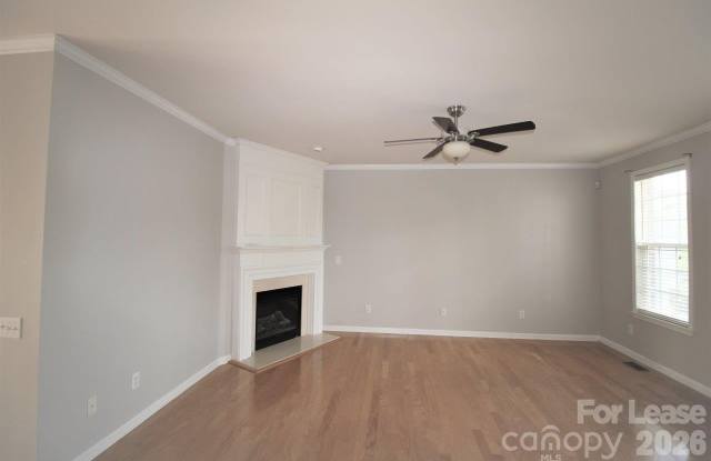 11324 Costigan Lane Gallery 2