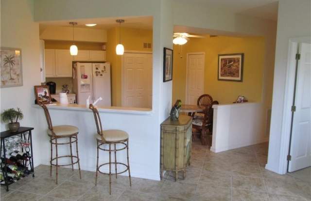 10134 Colonial Country Club Boulevard unit: 910 Gallery 4