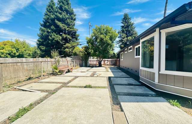 505 Funston Drive, Santa Rosa, Ca. (3 bedroom, 2 bathroom house) photos photos