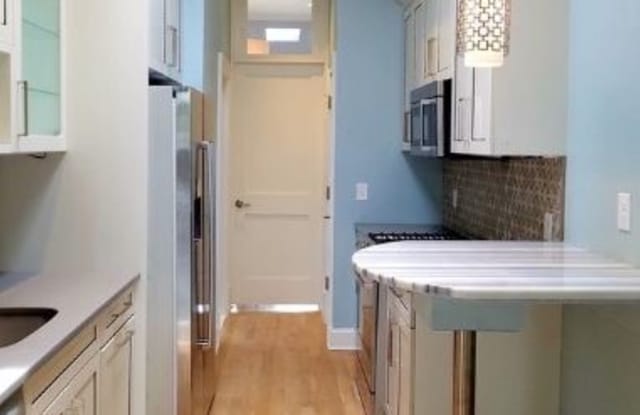 604 Adams St 7C - 604 Adams St, Hoboken, NJ 07030
