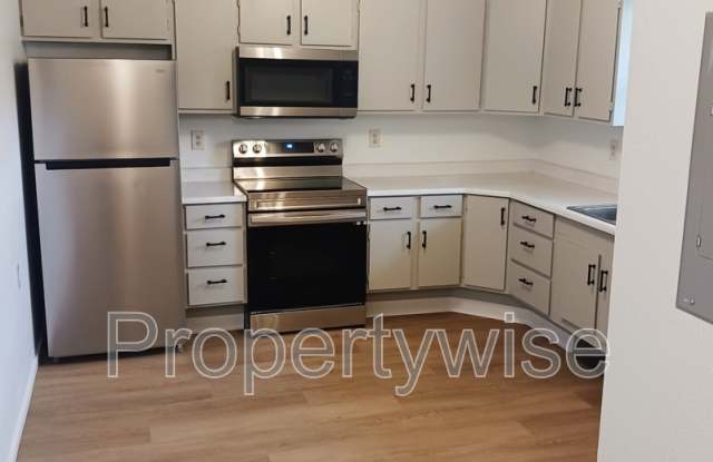 770 N Main St photos photos