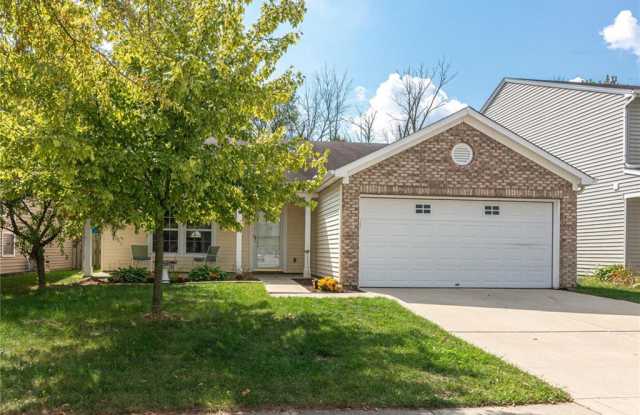 10427 Echo Way - 10427 Echo Way, Noblesville, IN 46060