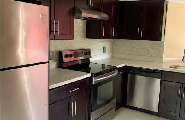 8891 Wiles Road Gallery 2