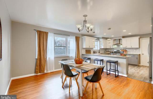 3645 GLENGYLE Avenue photos photos 3645 GLENGYLE Avenue photos photos