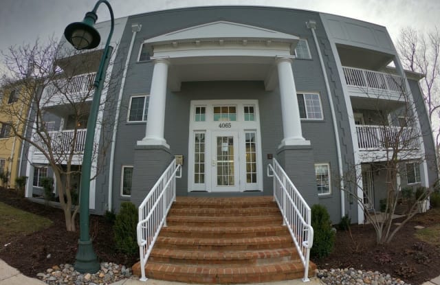 4065 S 4 Mile Run Dr. #301 - 4065 S Four Mile Run Dr, Arlington, VA 22204