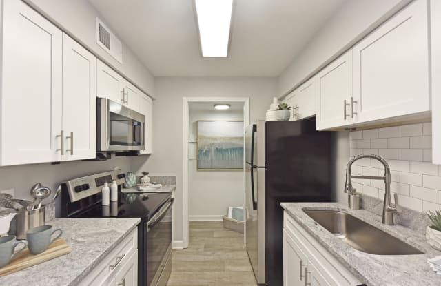 421 at Whitsett photos photos