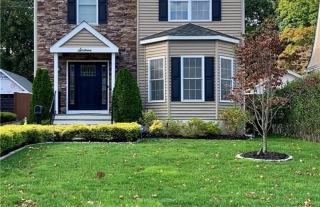 16 Crane Avenue - 16 Crane Avenue, White Plains, NY 10603