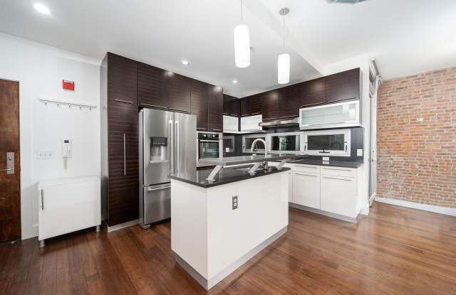 650 MONTGOMERY ST photos photos