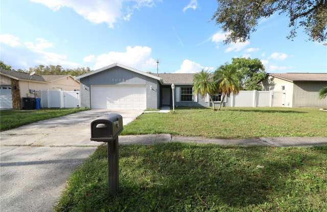 5018 OAKSHIRE Drive Gallery 1