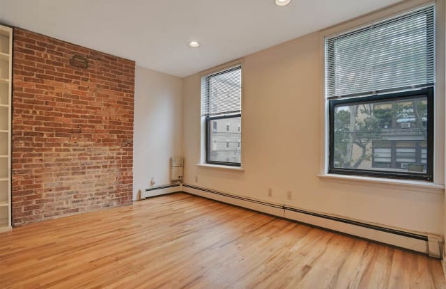 403 BLOOMFIELD ST - 403 Bloomfield Street, Hoboken, NJ 07030