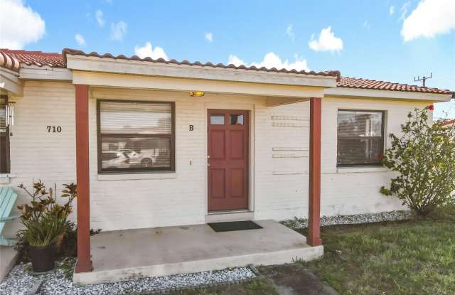 710 FLAMINGO DRIVE photos photos