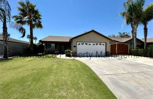 Charming 3 Bed/2 Bath NW Bakersfield Home w/ RBP  Security Deposit Alternative photos photos