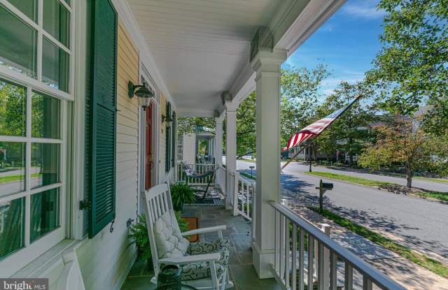 10 MEMORIAL DRIVE NW Gallery 2