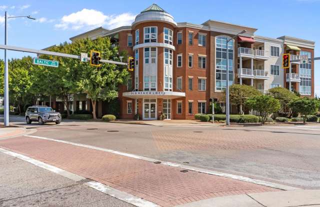 Oceanfront Condo – 2 Blocks from the Beach! photos photos