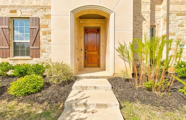 4913 Flusche Court Gallery 4