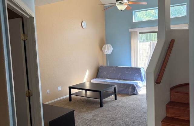 Gated Tempe Townhome with Private Backyard, Pool & 2-Car Garage Gallery 4