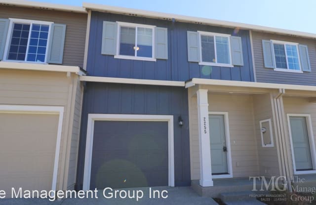 2255 NE 118th Place - 2255 NE 118th Pl, Vancouver, WA 98684