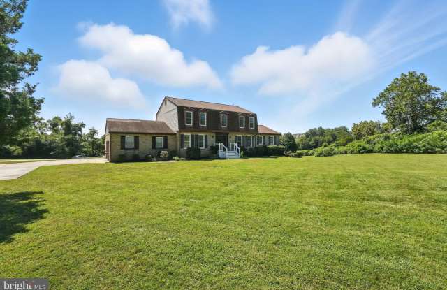 10719 OLD COLCHESTER Road - 10719 Old Colchester Road, Mason Neck, VA 22079