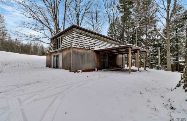 2955 E Church Street photos photos