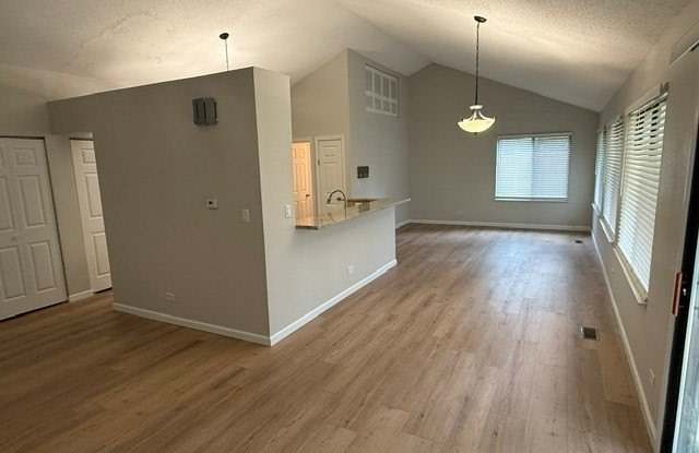 3064 Long Grove Lane Gallery 4