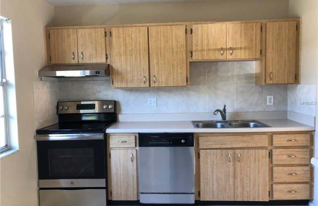 7938 ADELAIDE LOOP Gallery 4