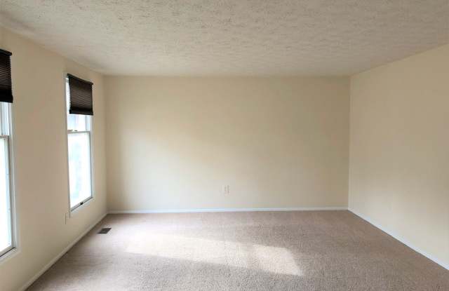 13813 Castle Cliff Way Gallery 4