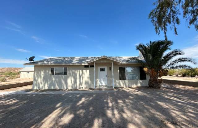 Updated Overton Home on 2 Acres! photos photos