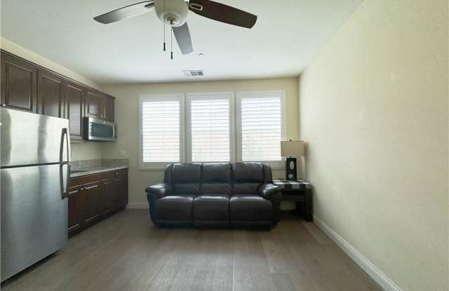 123 Prospect - 123 Prospect, Irvine, CA 92618