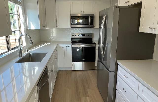 1436 Marlin Place photos photos