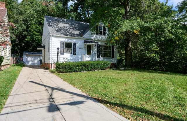 Welcome Home3-Bedroom South Euclid Home with Garage and Partially Finished Basement Gallery 3