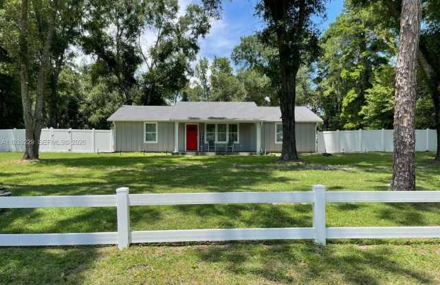 399 SW BRODERICK DR - 399 Southwest Broderick Drive, Columbia County, FL 32025