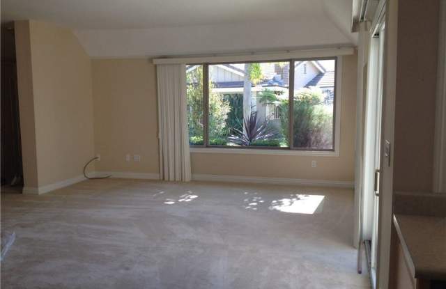 2006 W West Wind Gallery 3