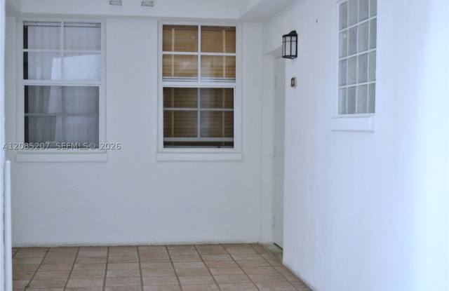 3225 NE 184th St Gallery 2
