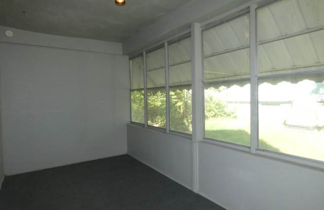 5100 Northeast Marvin Road Gallery 4