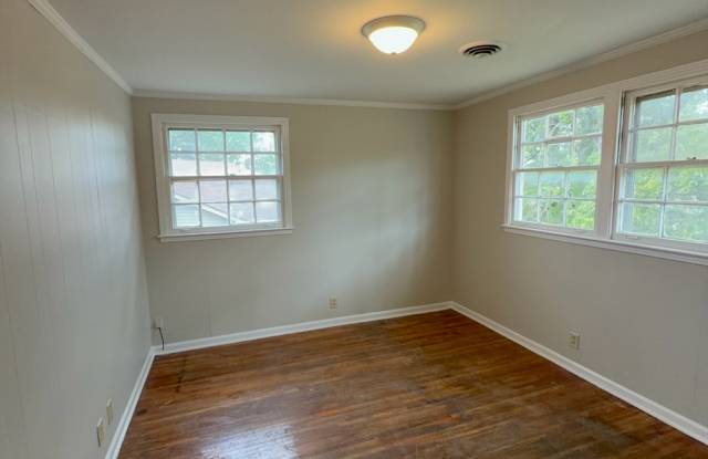 2640 Ravine Drive Gallery 4