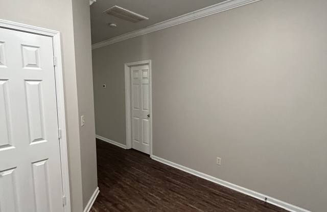 3201 Fawn Dr Gallery 4