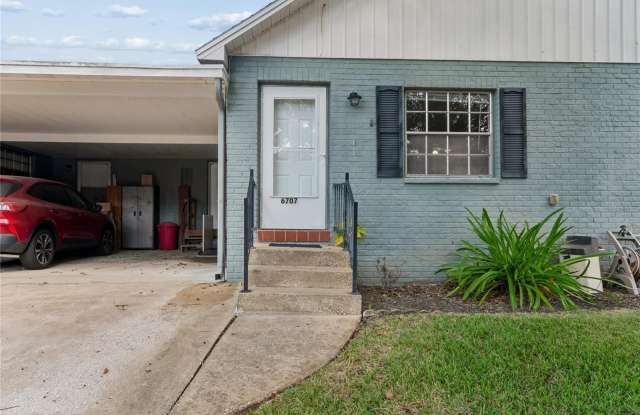 6707 HICKORYWOOD Lane Gallery 3