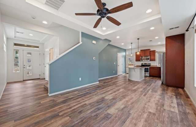 Castle Rock Rental Home | 3 Bedrooms, Granite Countertops & Fenced Yard Gallery 4