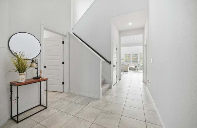 12901 Stanford Gallery 2