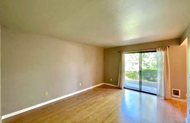 Great Condo For Rent Gallery 3