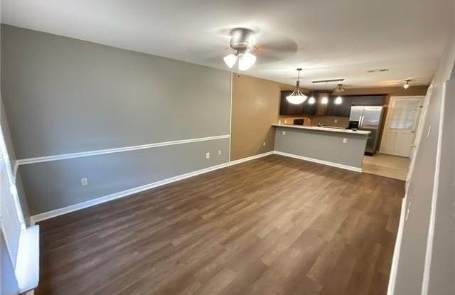 14570 HONEYSUCKLE Drive Gallery 2