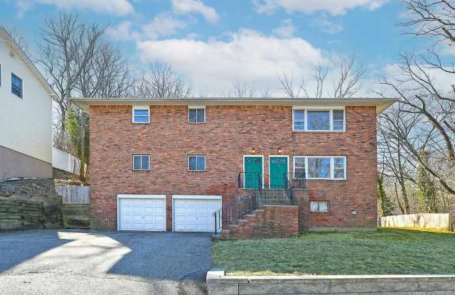 8 Harbor Hill Road Gallery 1