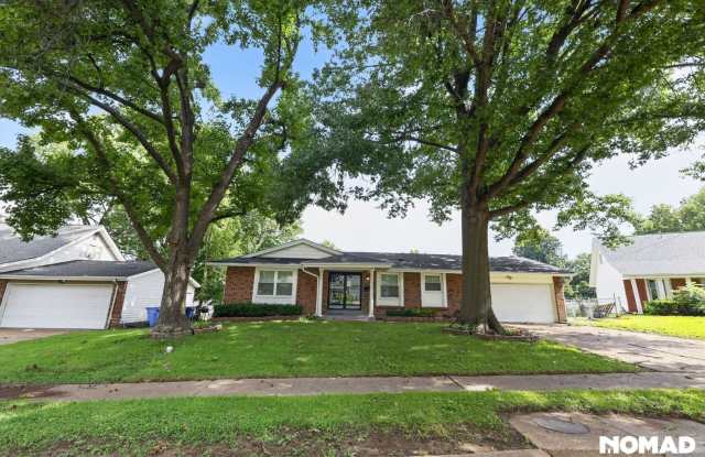 Charming 4BR House in Florissant photos photos