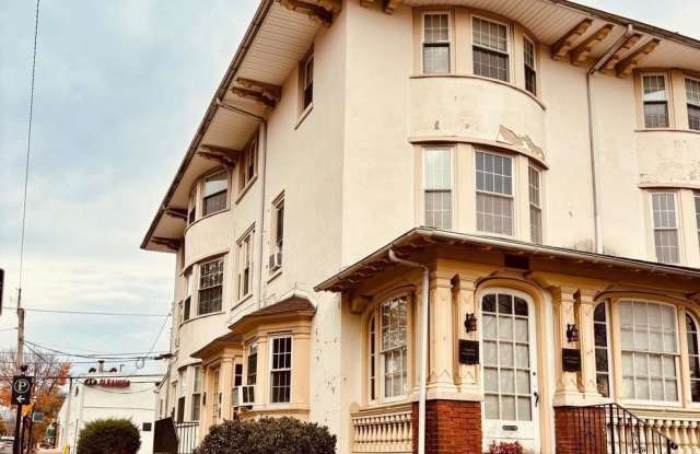 3 BALTIMORE AVE E unit: 3Rd Floor photos photos