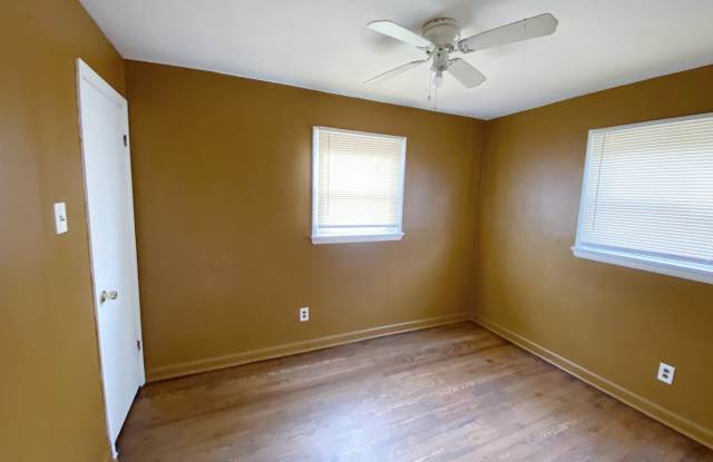 10010 Valley Dr. Gallery 3