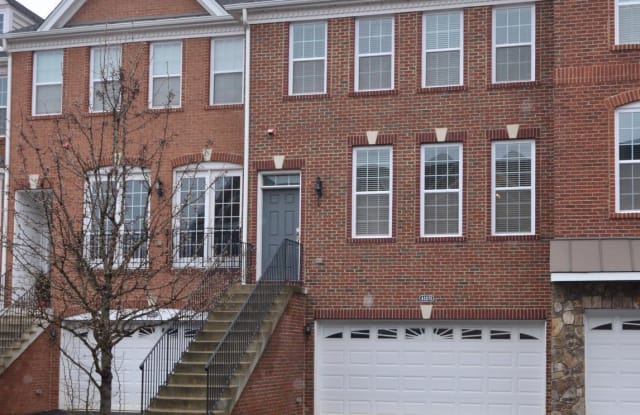 43275 MITCHAM SQUARE - 43275 Micham Square, Loudoun Valley Estates, VA 20148