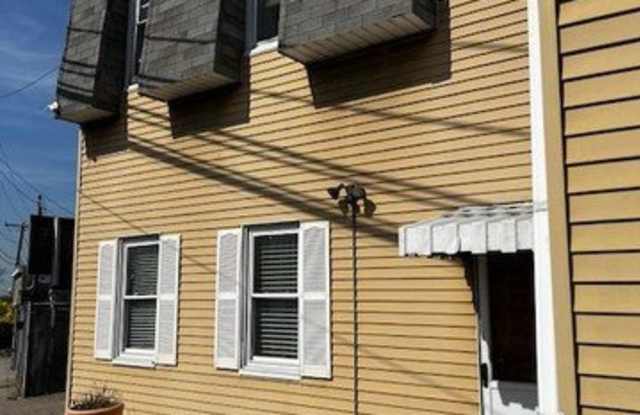 417 Fairview Avenue 3 photos photos
