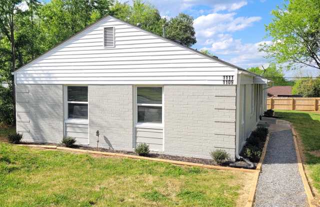 1111 Bose Avenue photos photos